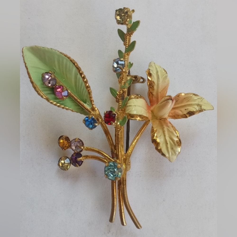 1950's Vintage Austria Made Floral Leaf Rhinestones Enamel Rare Pin/Brooch